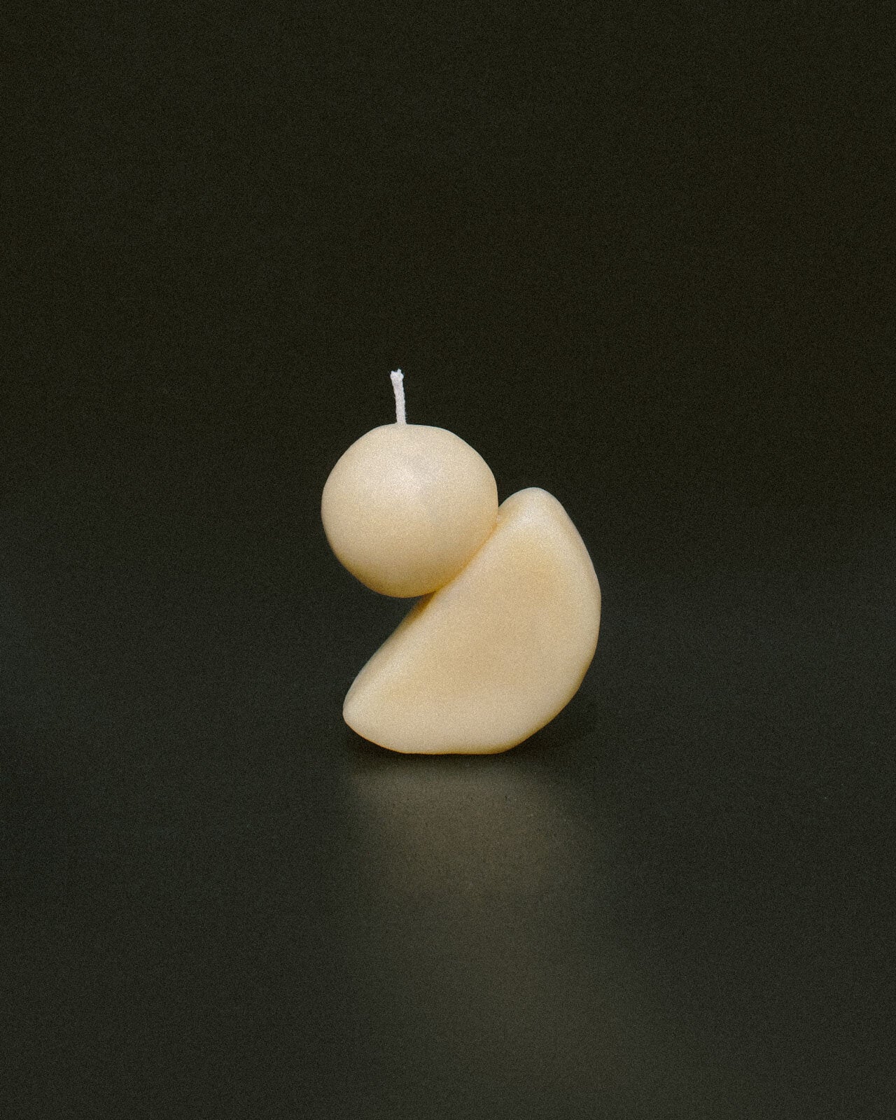 Wane Candle